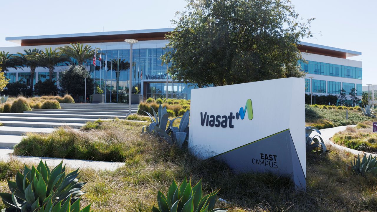 Viasat: Revenue Upsurge Amidst Ongoing Satellite Investigation